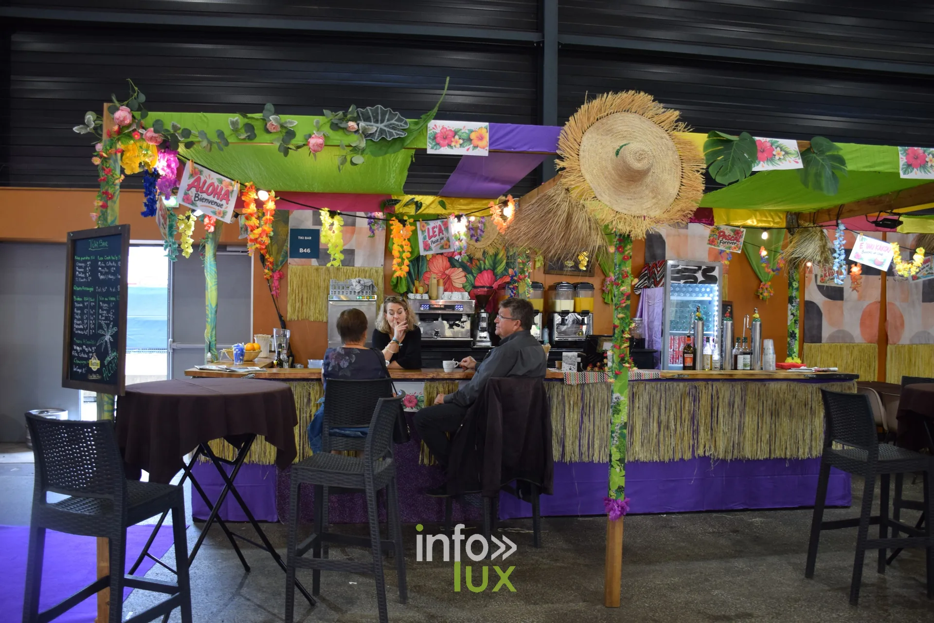 Bar décoré aux couleurs du Pacifique, Foire internationale de Metz 2026