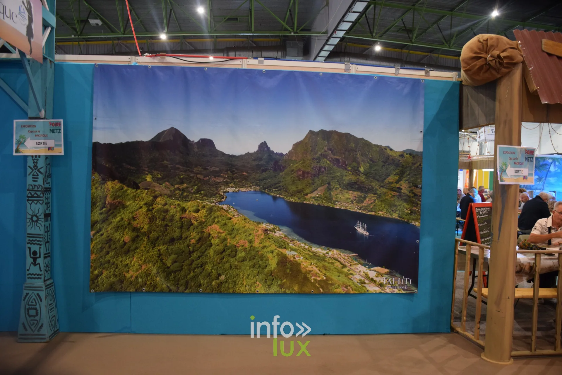 Grande photo d’une baie polynésienne, Foire internationale de Metz 2026