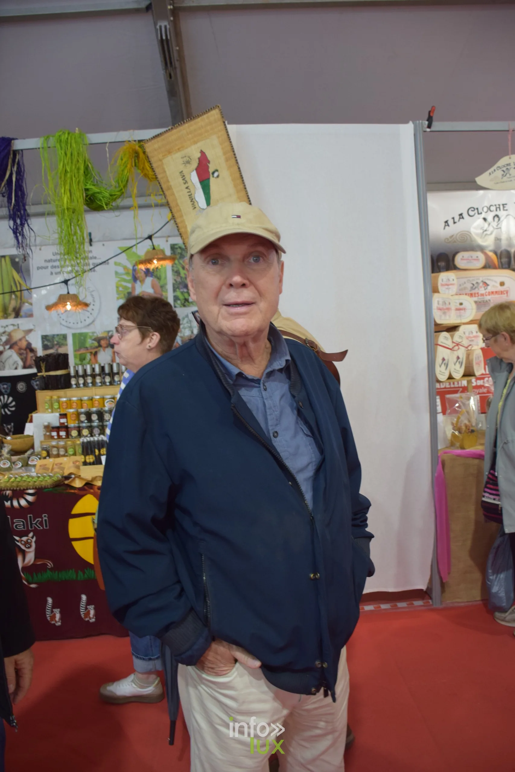 Julien Lepers au milieu des stands, Foire internationale de Metz 2026