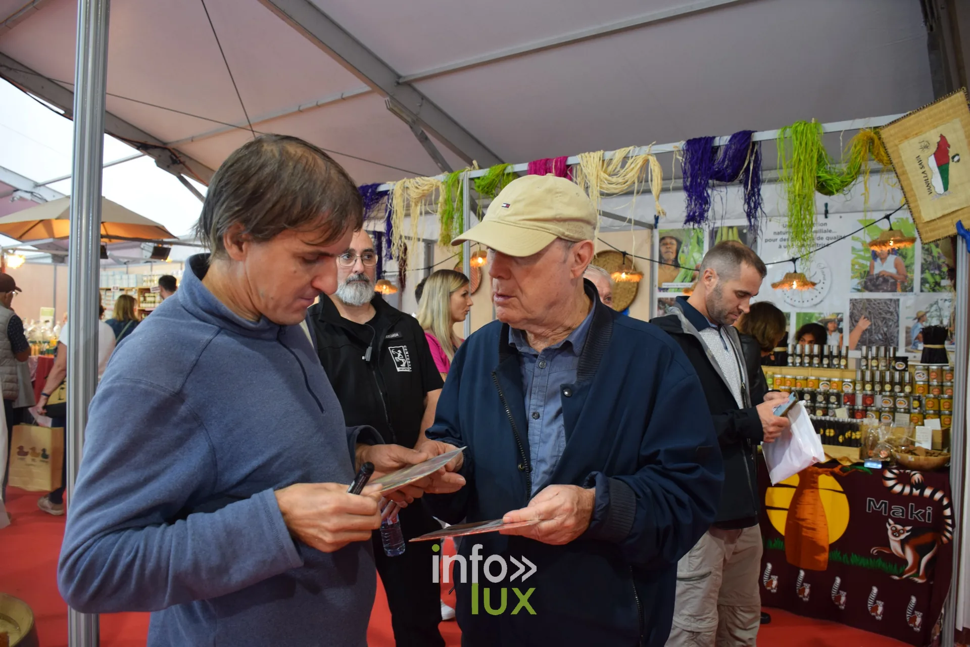 Julien Lepers et des visiteurs, Foire internationale de Metz 2026