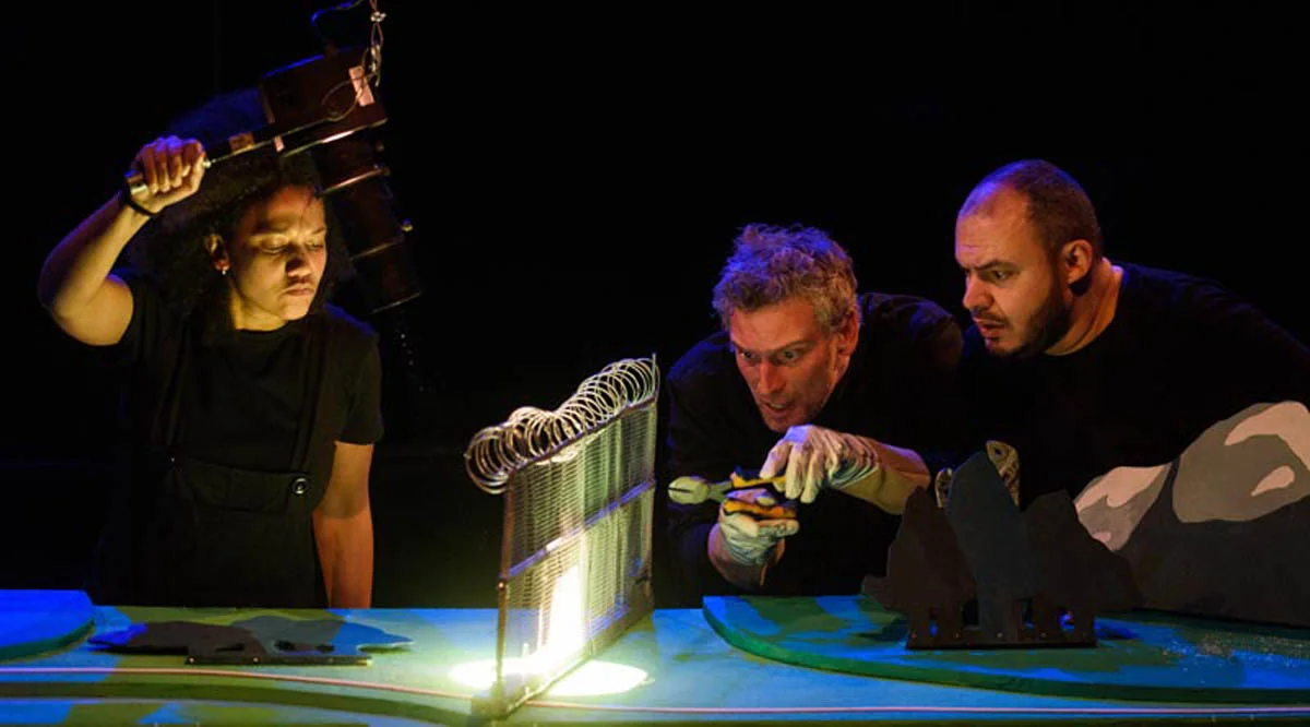 Frontera, spectacle du Théâtre des 4 mains