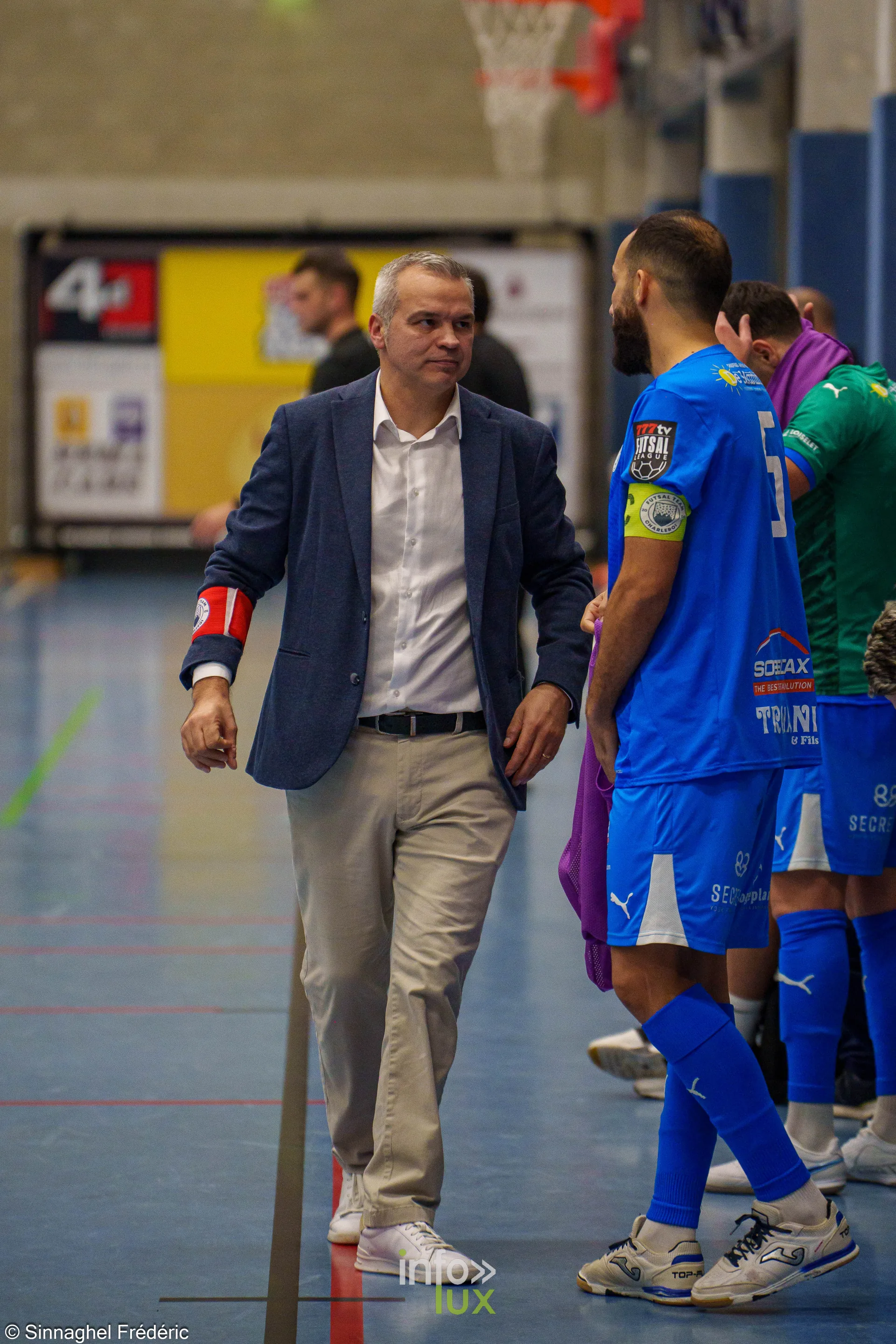 ZVK Eisden-Dorp – Futsal Team Charleroi (3-3), Division 1 Elite de futsal, Sporthal Helix de Maasmechelen, 30 octobre 2026 : le banc de Charleroi (photo Frédéric Sinnaghel – Photographe4ever)