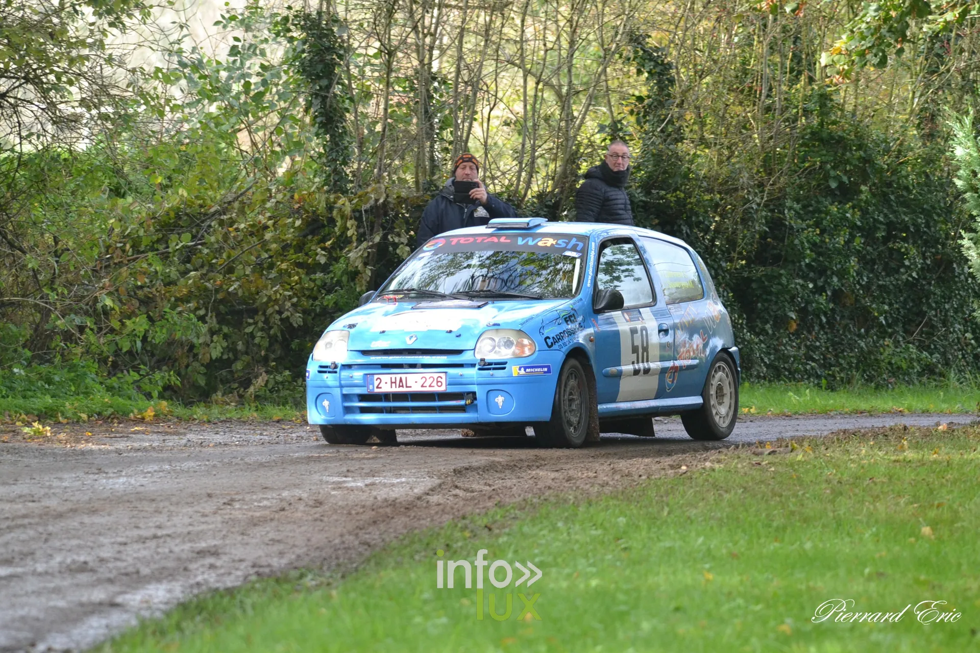 JMC Rallye des Hautes Fagnes 2026 à Jalhay : la Renault Clio RS n°58 de Sophie Lallement et Marine Souveryns