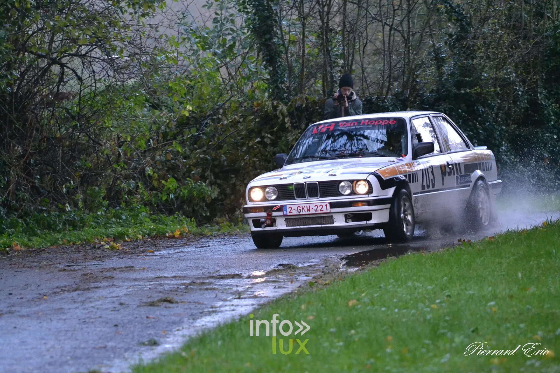 JMC Rallye des Hautes Fagnes 2026 à Jalhay : la BMW E30 n°203 de Geert Van Hoppe et Elien Dierckx