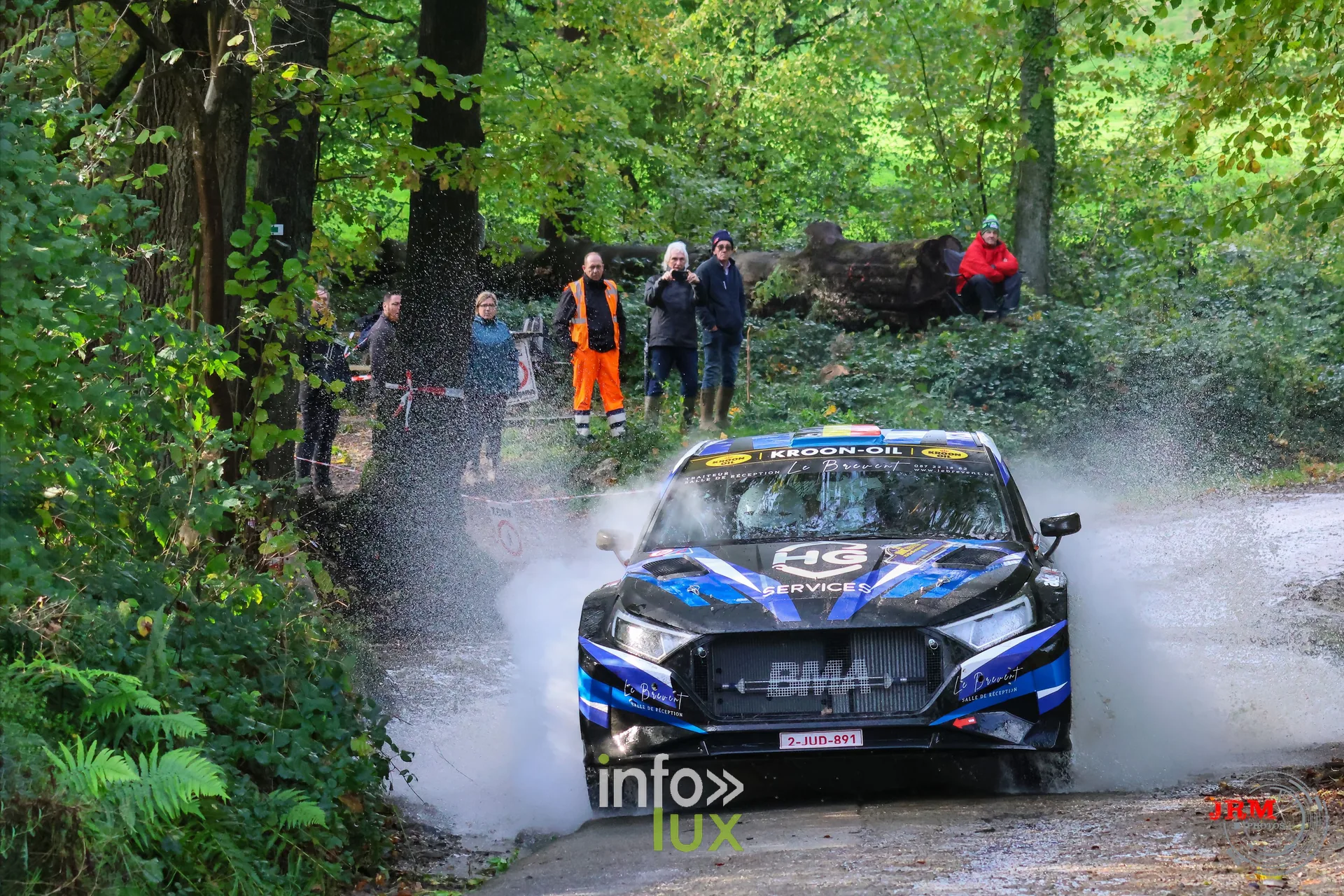 JMC Rallye des Hautes Fagnes 2026 à Jalhay : la Hyundai i20 N Rally2 de Faustin Lahy et Adrien Beauve au passage d’un gué (photo Jérémy Leboutte)