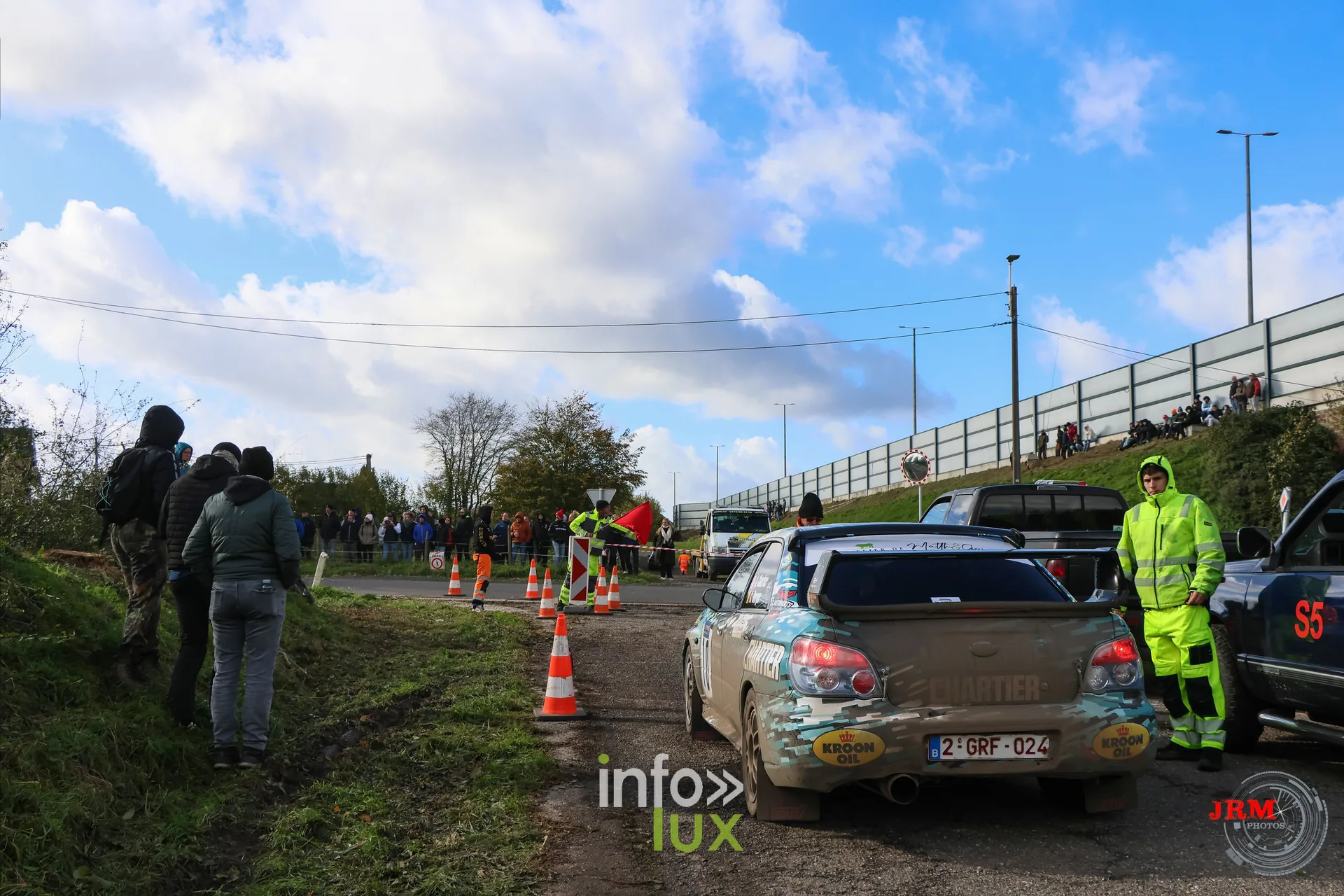 JMC Rallye des Hautes Fagnes 2026 à Jalhay : une Subaru Impreza à l’arrêt (photo Jérémy Leboutte)