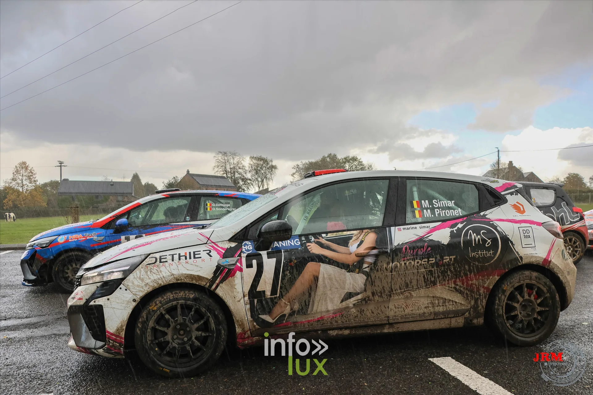 JMC Rallye des Hautes Fagnes 2026 à Jalhay : une Renault Clio à l’arrêt (photo Jérémy Leboutte)
