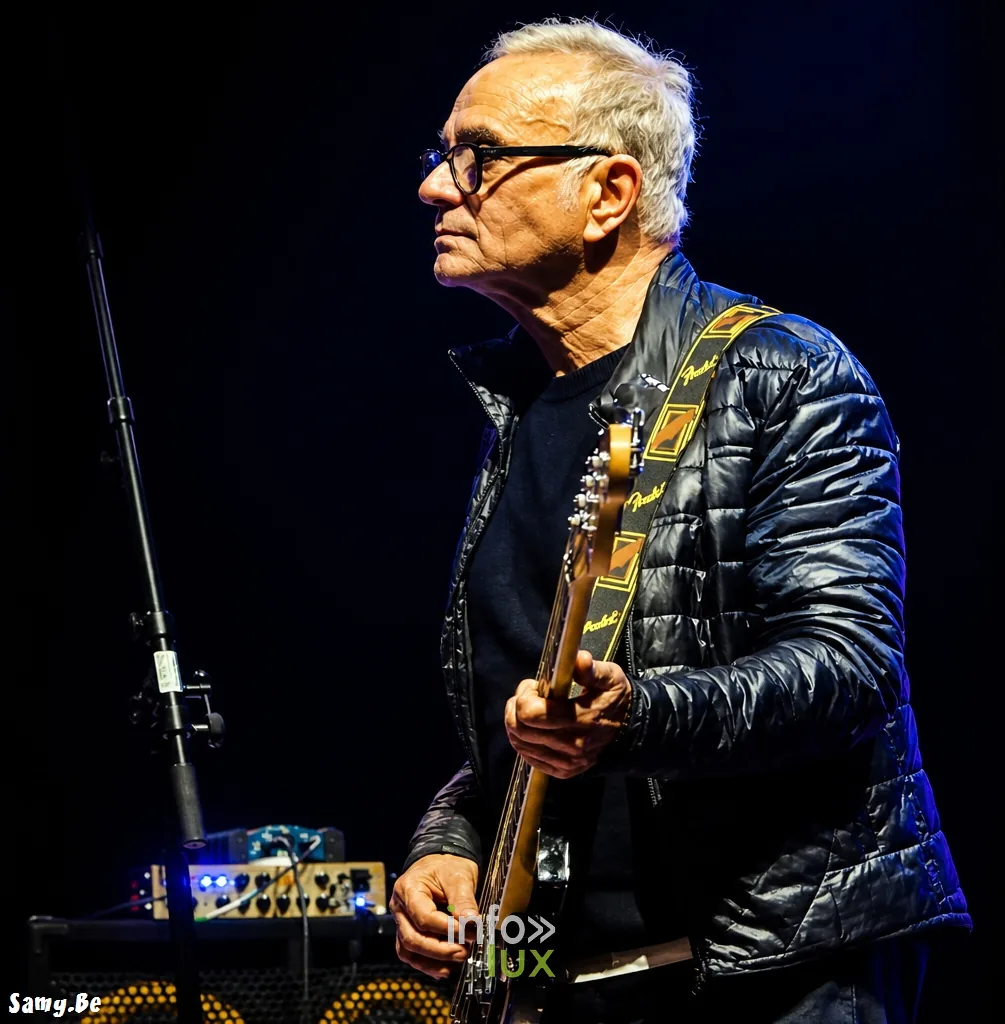 Kermesse de Maubeuge, Espace Sculfort, 24 octobre 2026 : Jean-Pierre Mader aux balances (photo Samy.be)