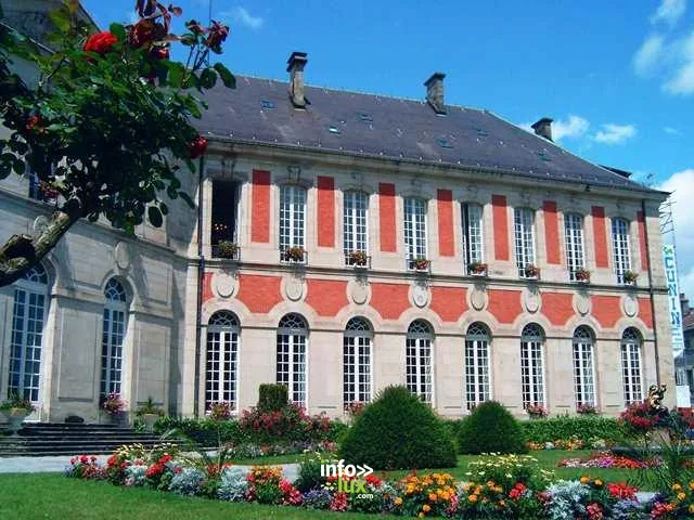 Le palais abbatial (Remiremont)