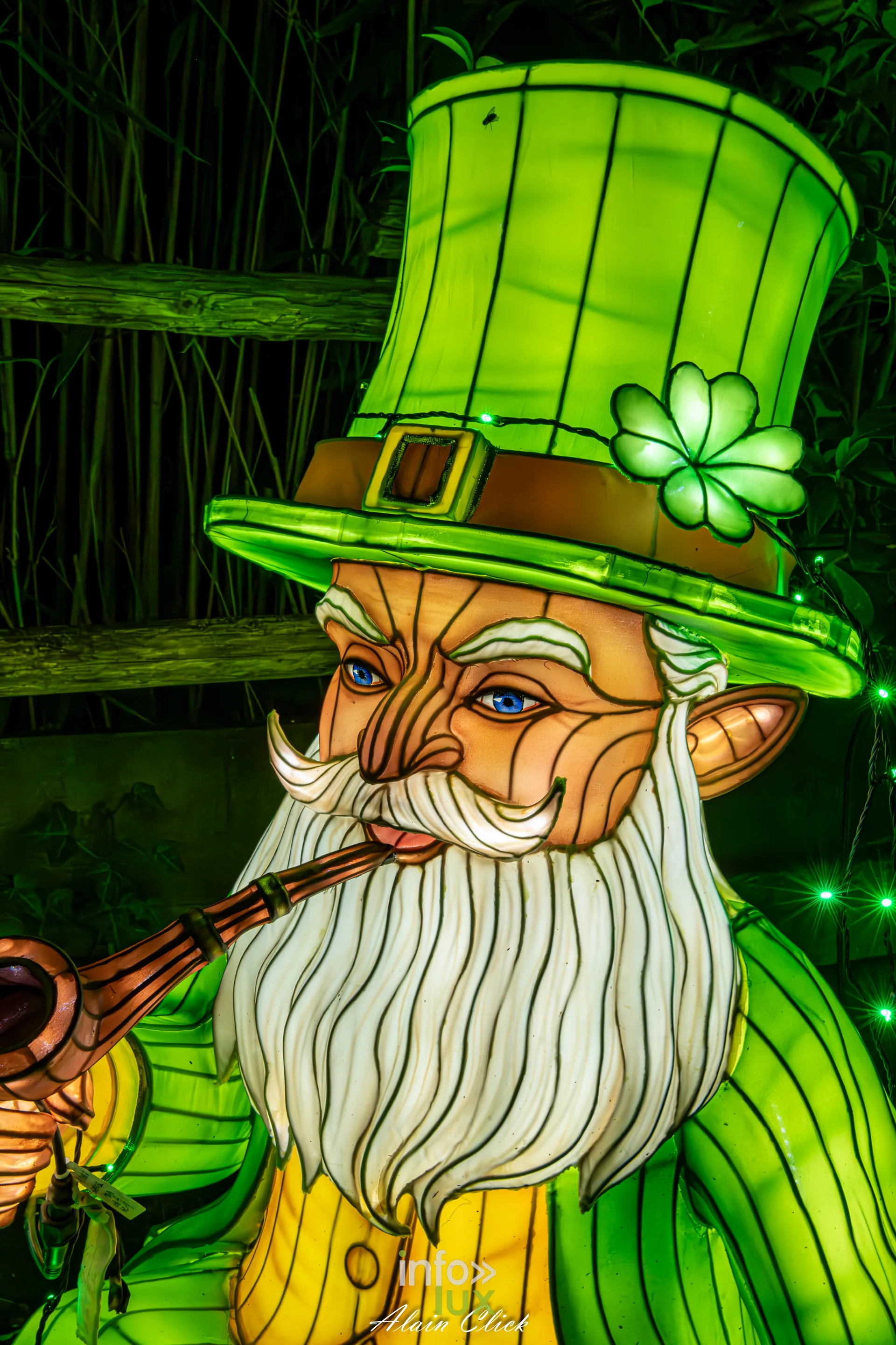 Luminescences 2026-2027 au Zoo d’Amnéville : lutin au chapeau vert, univers de la Saint-Patrick (photo Alain Click)