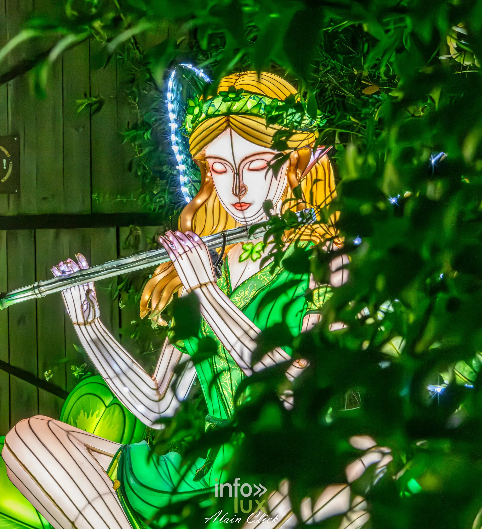 Luminescences 2026-2027 au Zoo d’Amnéville : fée flûtiste, univers de la Saint-Patrick (photo Alain Click)