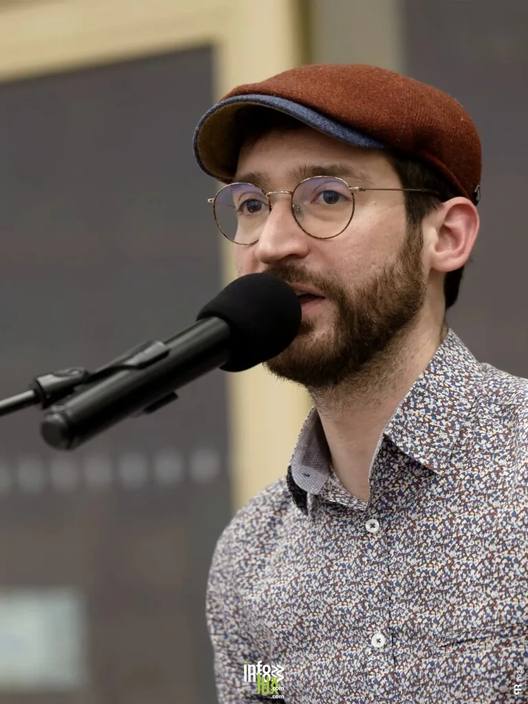 Troyes > Concert > M. Hibou