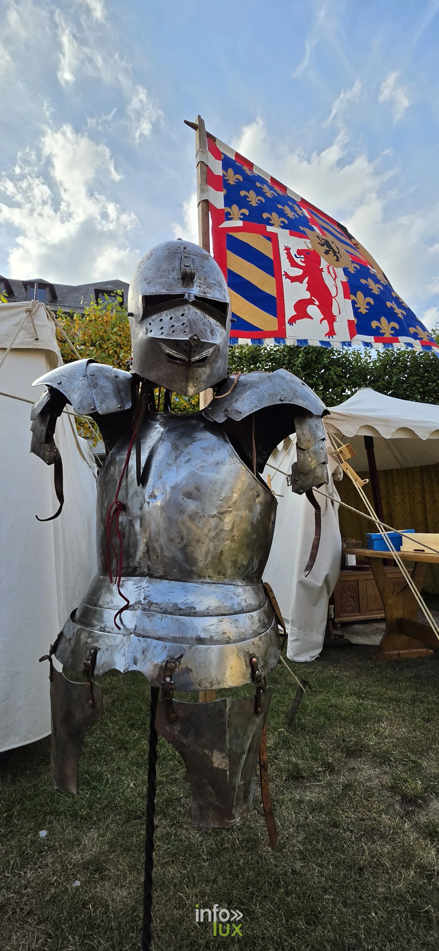 Les Médiévales de Nivelles, 3 octobre 2026 : Une armure exposée au campement