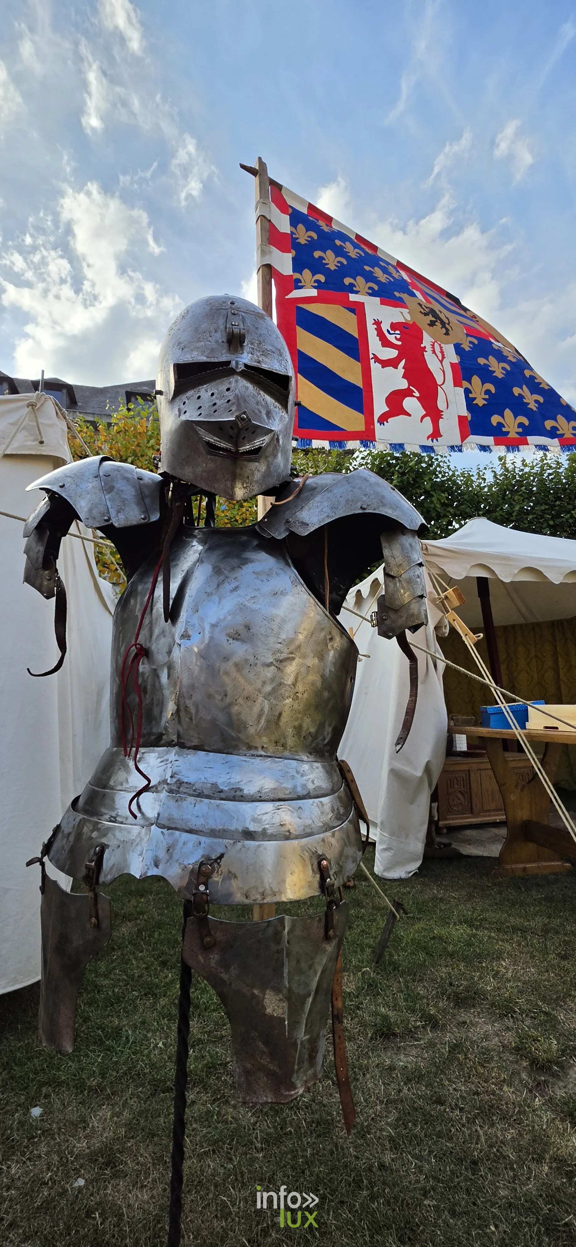 Les Médiévales de Nivelles, 3 octobre 2026 : Une armure exposée au campement