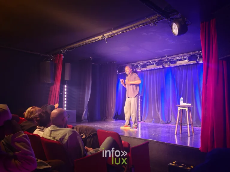 Noom Diawara au République : quand le public devient complice du fou rire ! (reportage photos d’Alexandre Poulain)