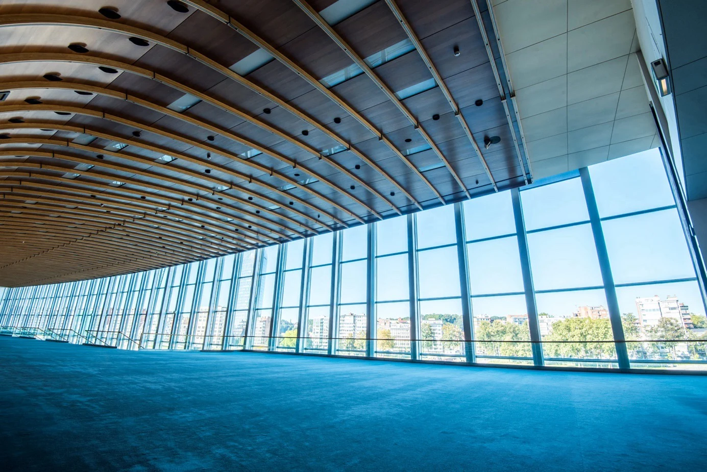 Le Palais des Congrès de Liège, au bord de la Meuse, nouveau QG du FIFCL 2026 Le Palais des Congrès de Liège, au bord de la Meuse, nouveau QG du FIFCL 2026