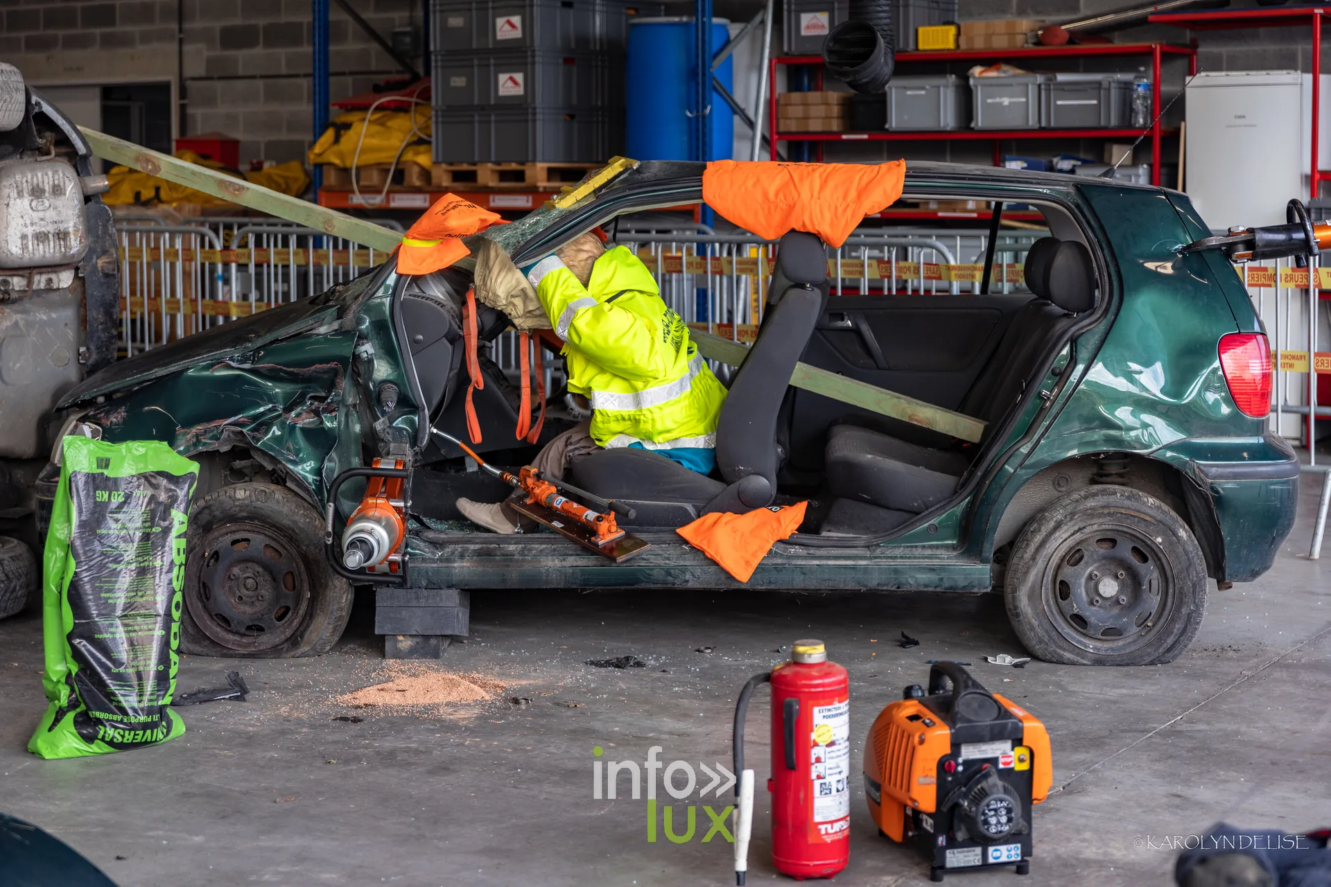 Portes ouvertes des pompiers de Nivelles, 27 septembre 2026 : Une voiture préparée pour une démonstration de désincarcération