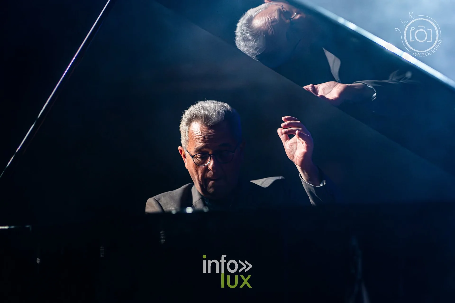 Pianiste en concert, photo 2 la X Photographie