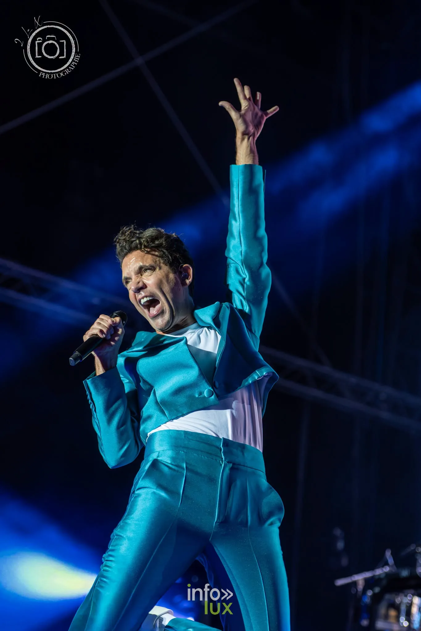 Mika en concert à Foire en Scène, Châlons-en-Champagne, photo 2 la X Photographie