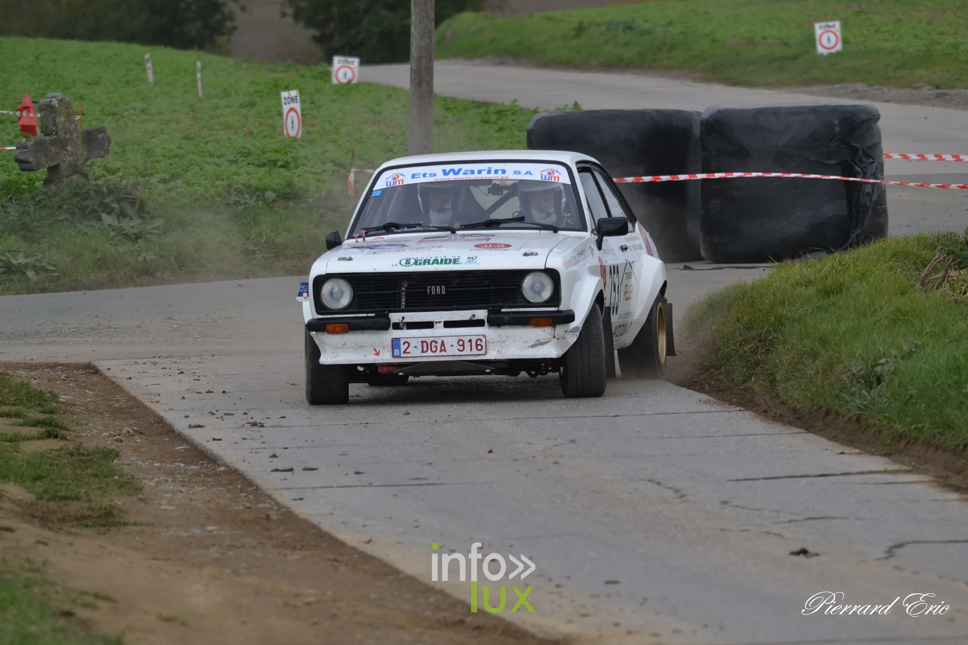 Rallye de Mettet 2026 : Florian et Bruno Collard en Ford Escort Mk2 n°253 en spéciale
