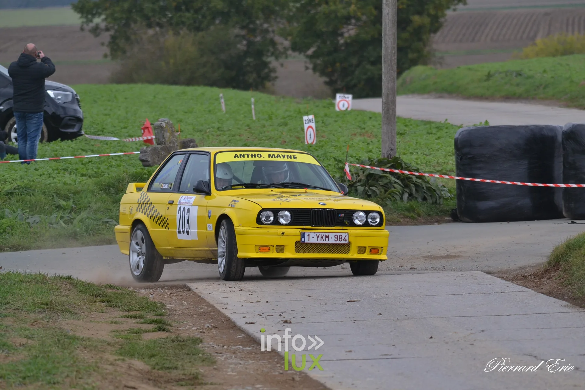 Rallye de Mettet 2026 : Anthony Mayne et Louis Villance en BMW M3 E30 n°203 en spéciale