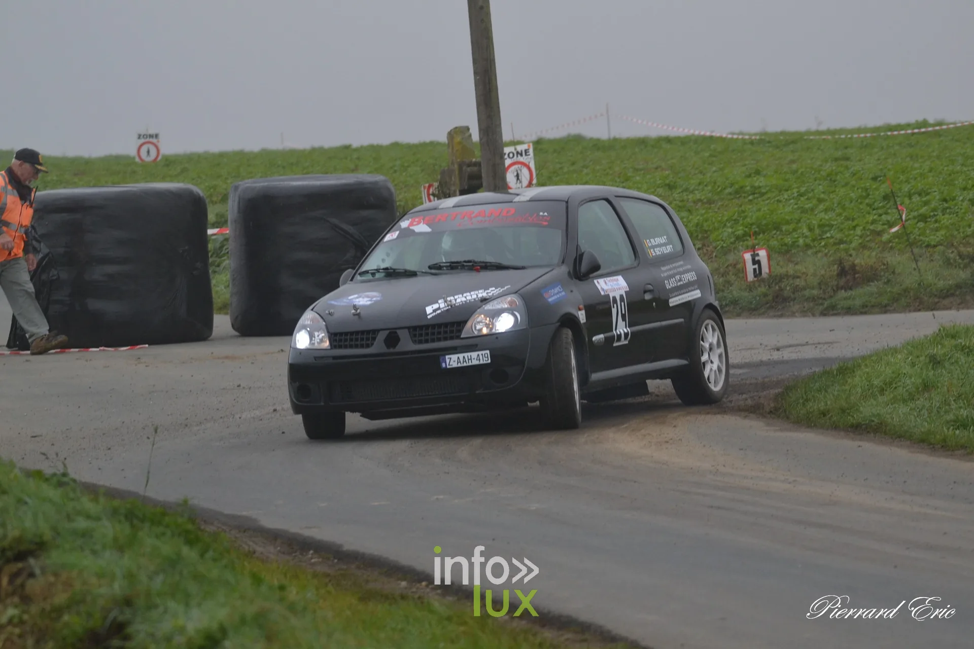Rallye de Mettet 2026 : Sébastien Soyeurt et Guy Burniat en Renault Clio RS n°29 en spéciale