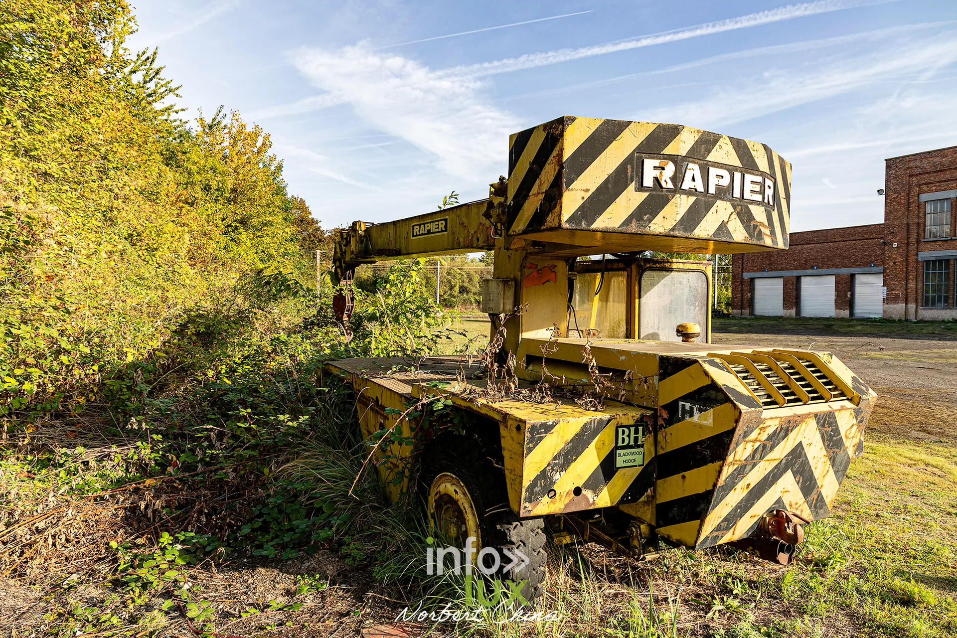 Rétrotrain, musée ferroviaire de la PFT à Saint-Ghislain, 3 octobre 2026 : un engin de levage « Rapier » à l’extérieur (photo Norbert China)