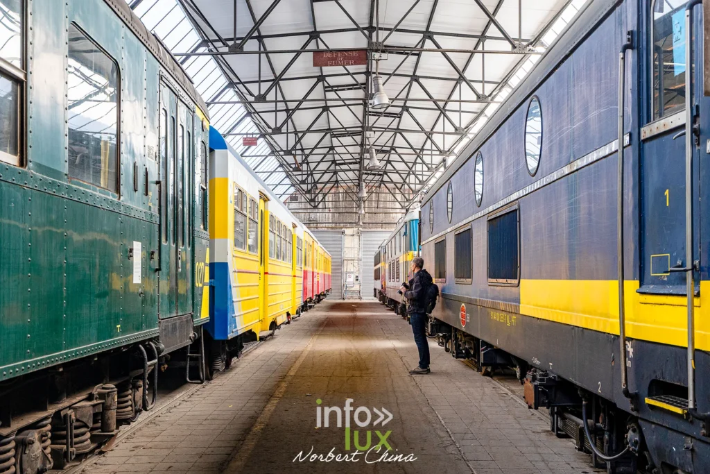 Rétrotrain à Saint-Ghislain : locomotives, voitures et trésors du rail dans l’atelier de la PFT (photos)