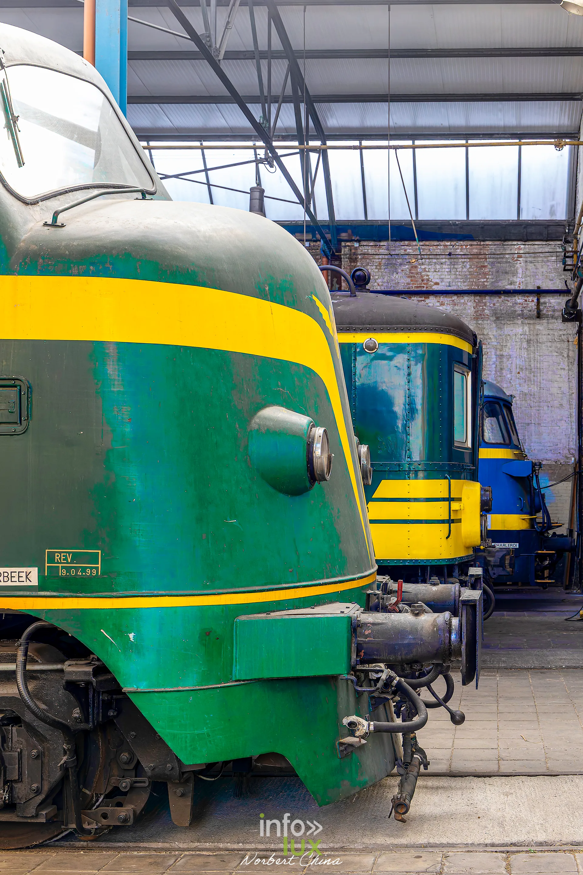 Rétrotrain, musée ferroviaire de la PFT à Saint-Ghislain, 3 octobre 2026 : une locomotive verte et jaune (photo Norbert China)