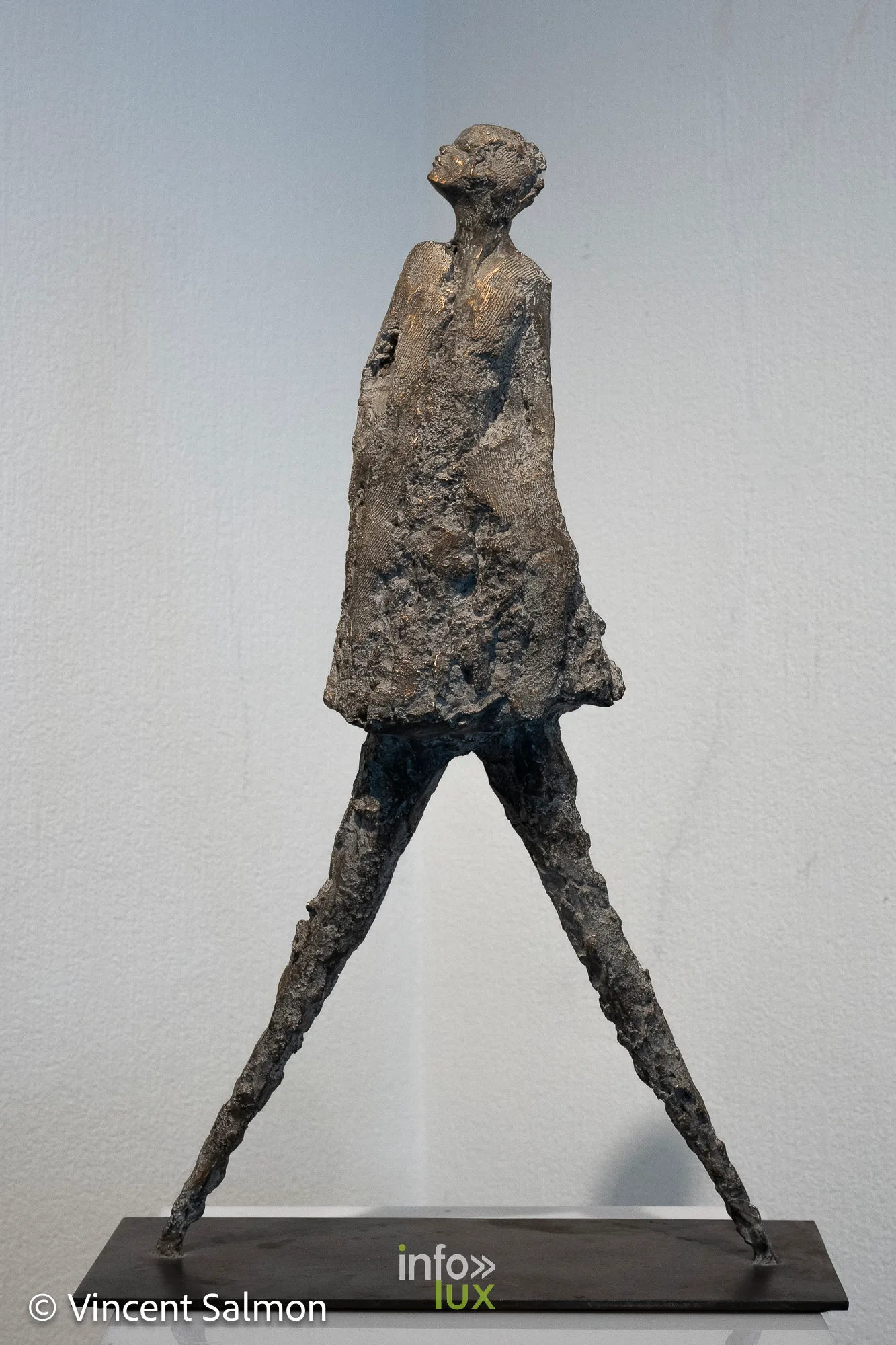 Salon Découvertes, Galerie Liehrmann, Liège, 2026 : Sculpture de Sandrine Bouleau (photo Vincent Salmon)