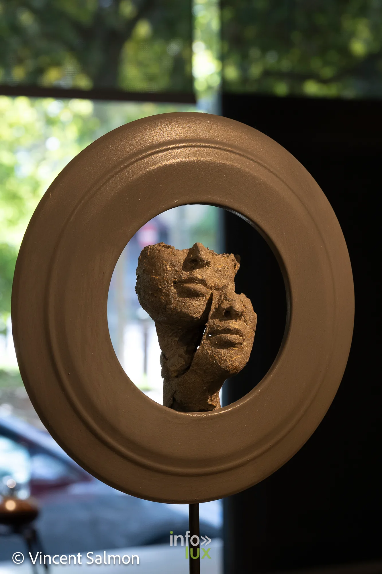 Salon Découvertes, Galerie Liehrmann, Liège, 2026 : Sculpture de Sandrine Bouleau (photo Vincent Salmon)