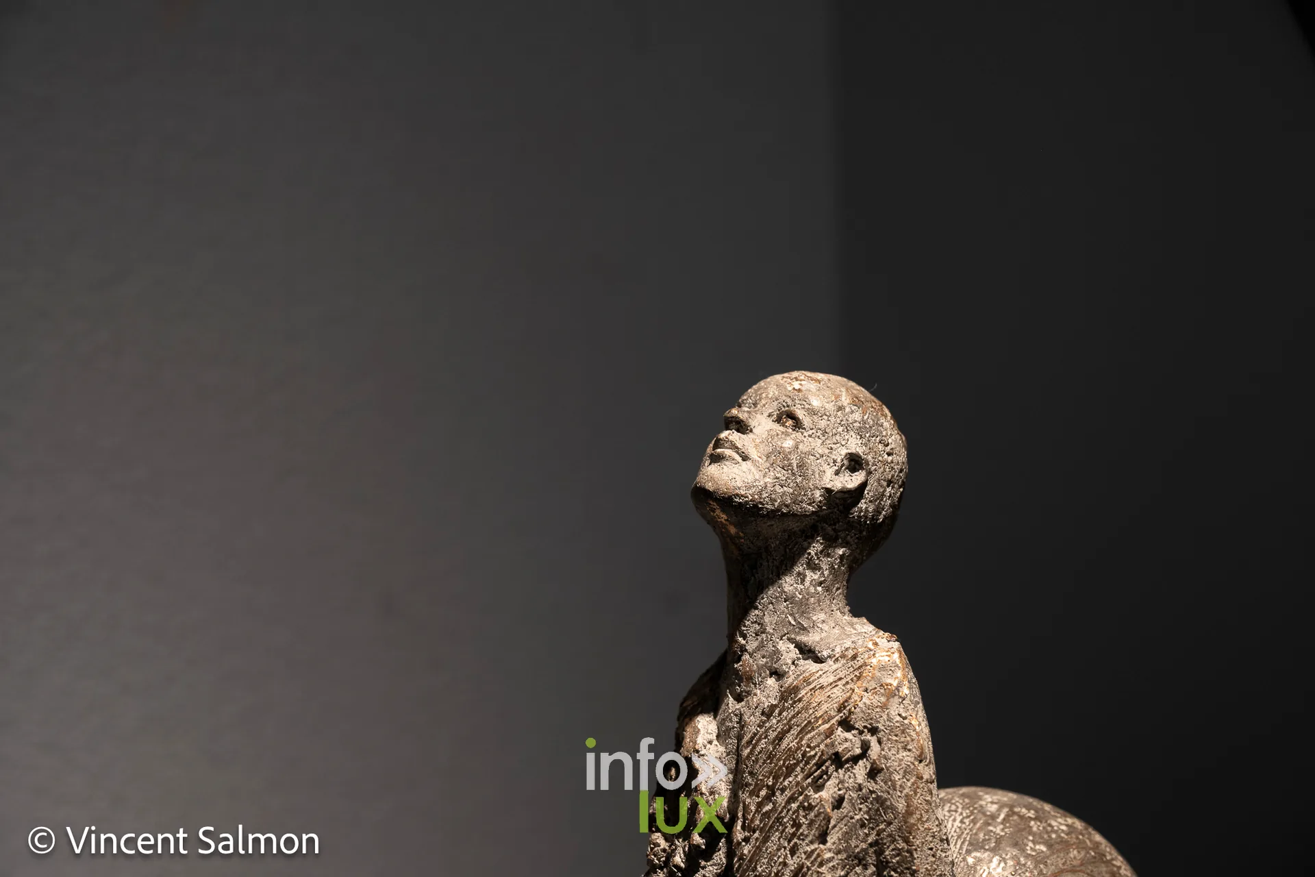 Salon Découvertes, Galerie Liehrmann, Liège, 2026 : Sculpture de Sandrine Bouleau (photo Vincent Salmon)