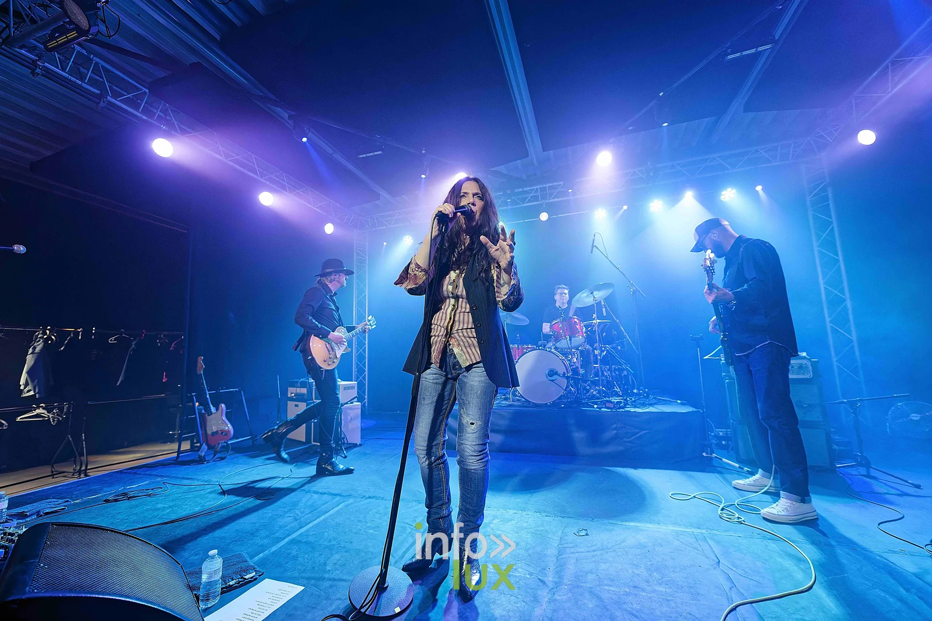 Sari Schorr au Zik-Zak, Ittre, 8 octobre 2026 : La scène du Zik-Zak