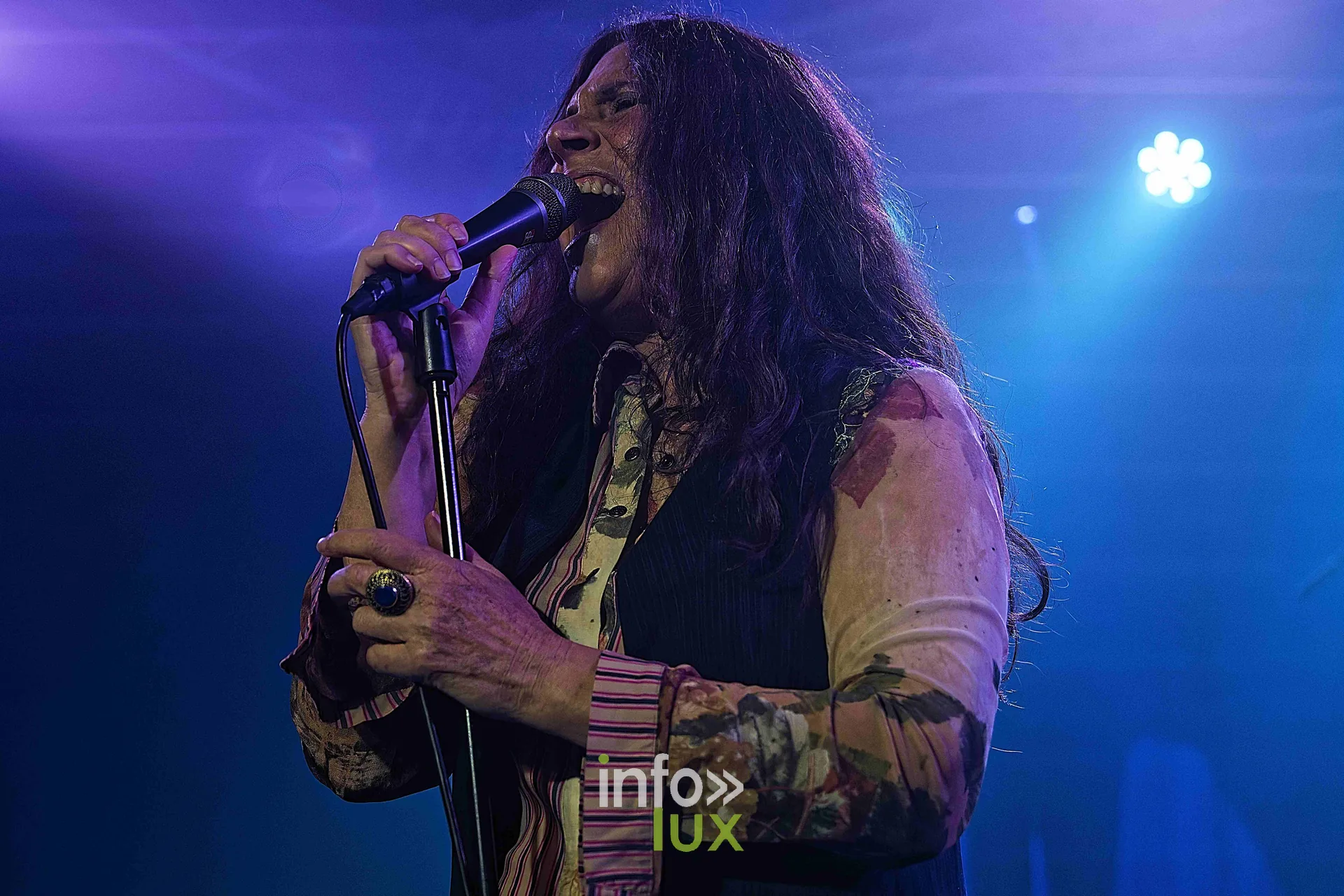 Sari Schorr au Zik-Zak, Ittre, 8 octobre 2026 : Sari Schorr au chant