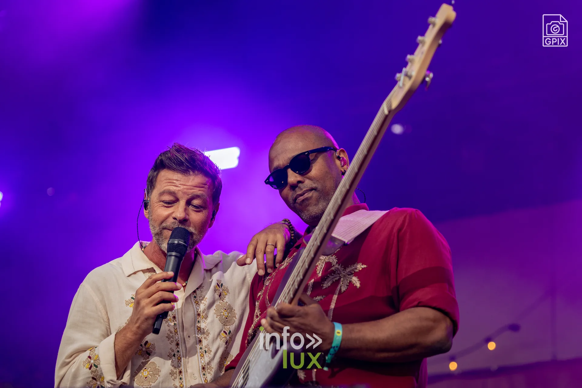 Les Solidarités 2026 à Namur, dimanche 6 septembre : Christophe Maé et un guitariste de son groupe