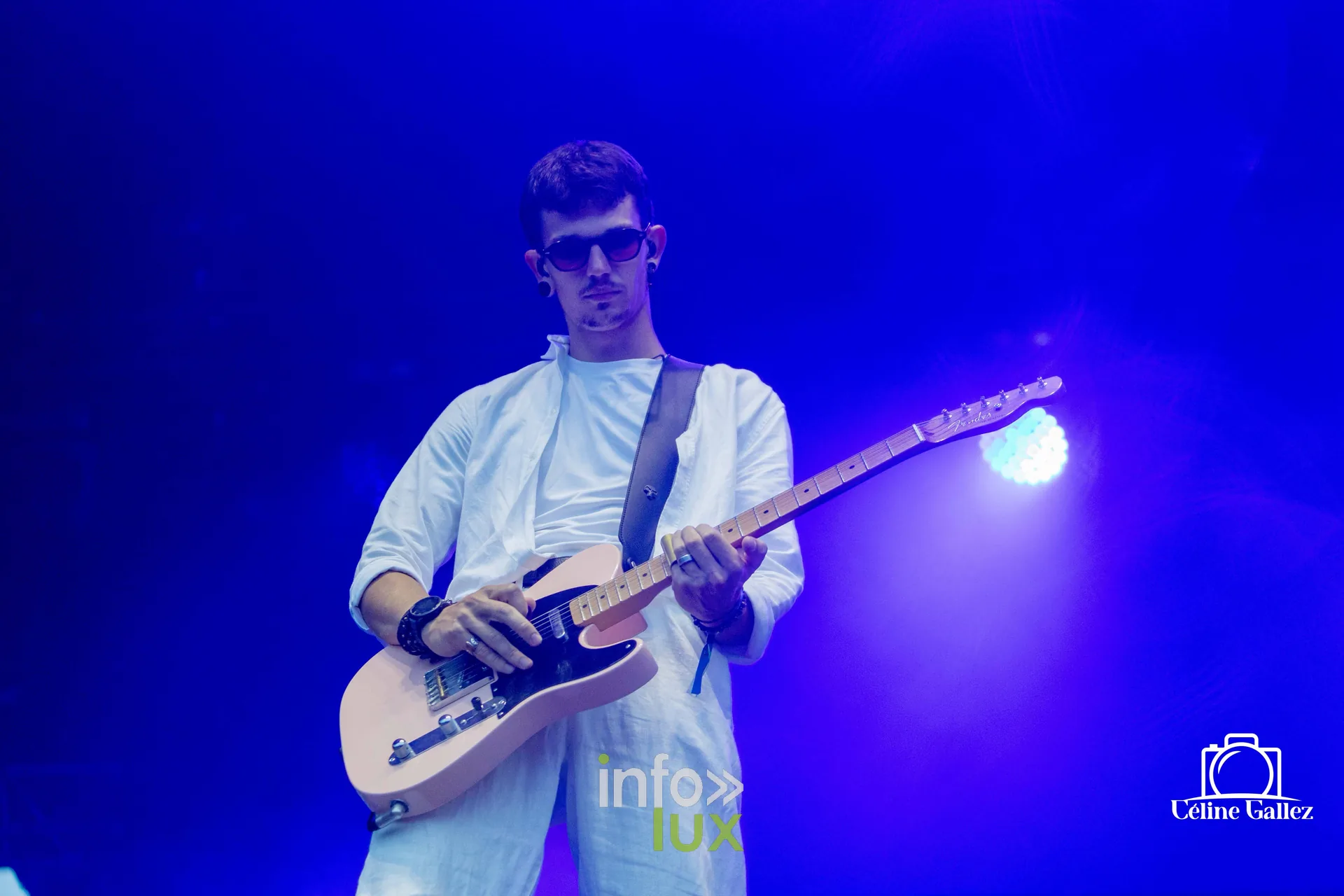 Les Solidarités 2026 à Namur, vendredi 4 septembre : Un guitariste du groupe de Sam Sauvage