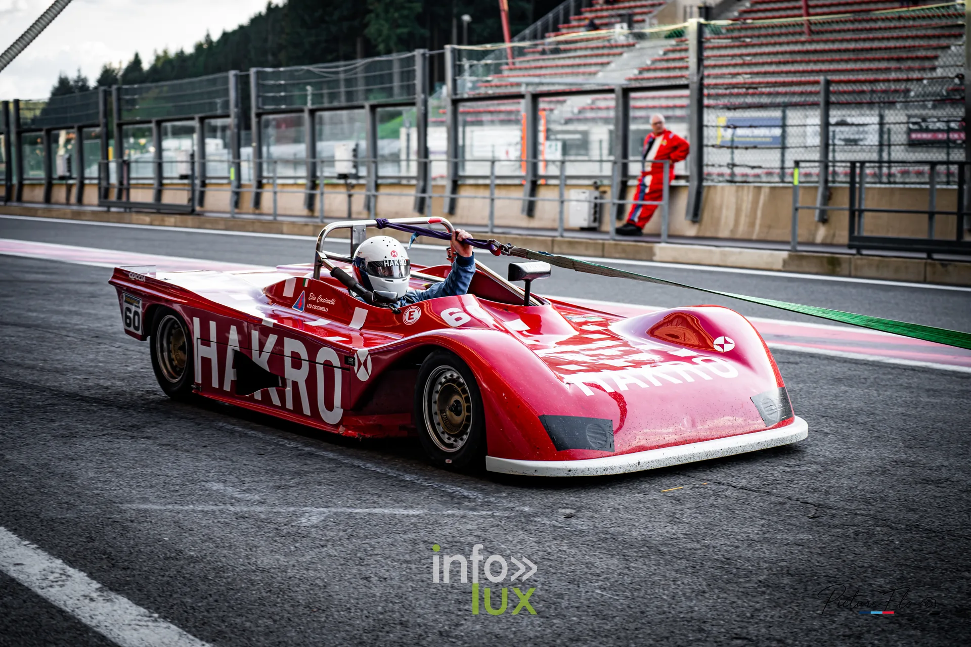 Team 84 au BGDC SuperSpa 2026 à Spa-Francorchamps : un prototype rouge quitte les stands