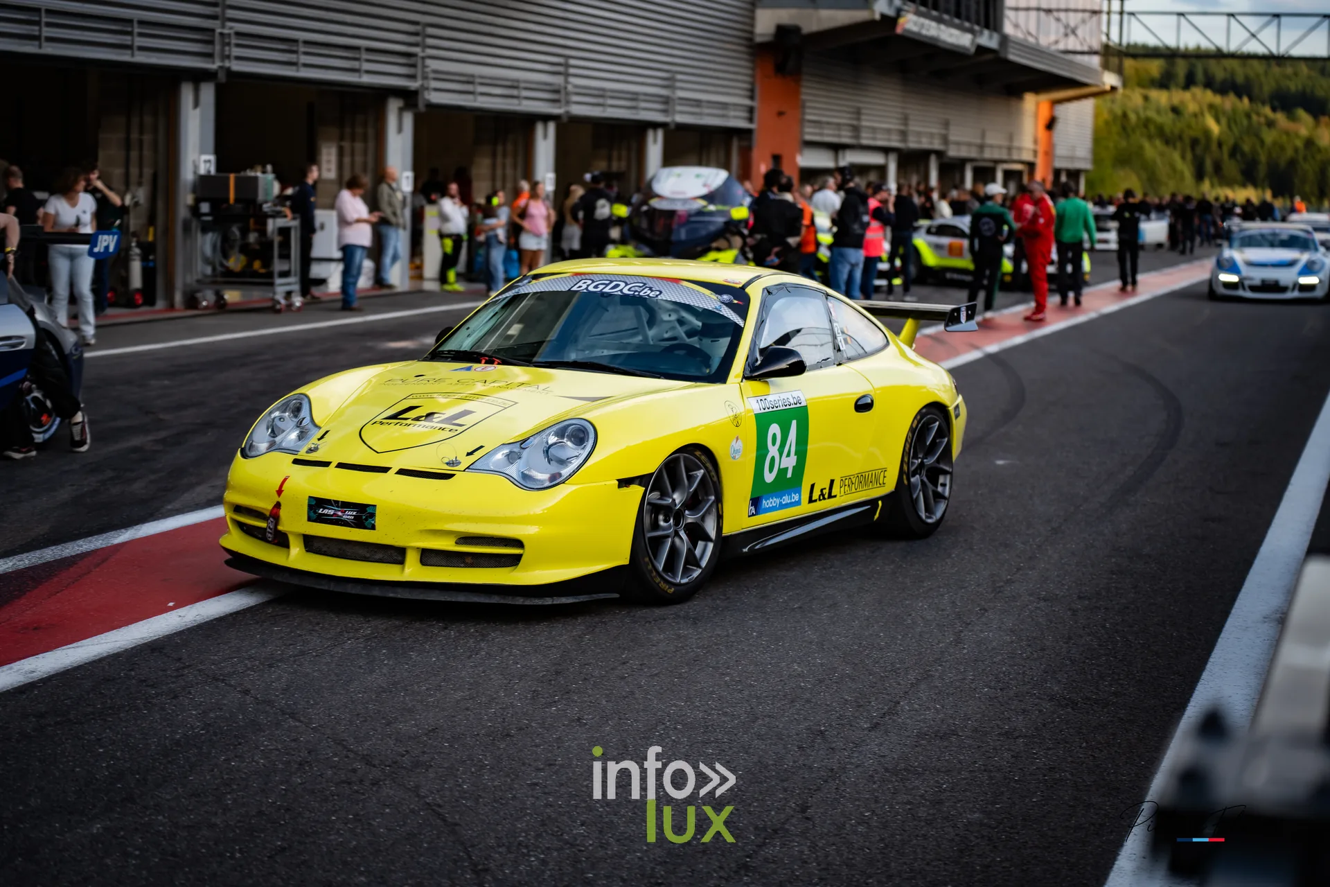 Team 84 au BGDC SuperSpa 2026 à Spa-Francorchamps : la #84 de trois quarts avant