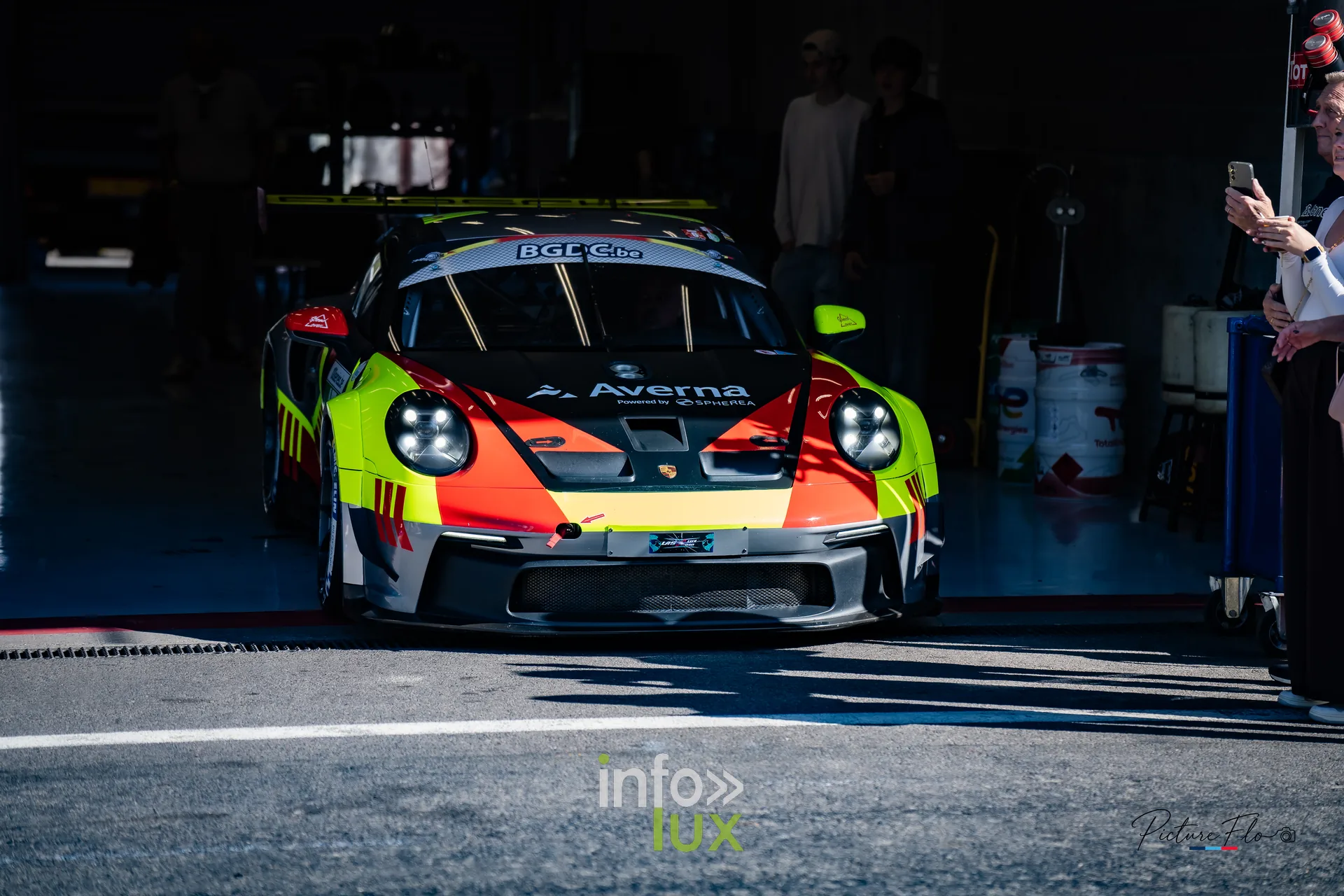 Team 84 au BGDC SuperSpa 2026 à Spa-Francorchamps : la Porsche #17 dans son box