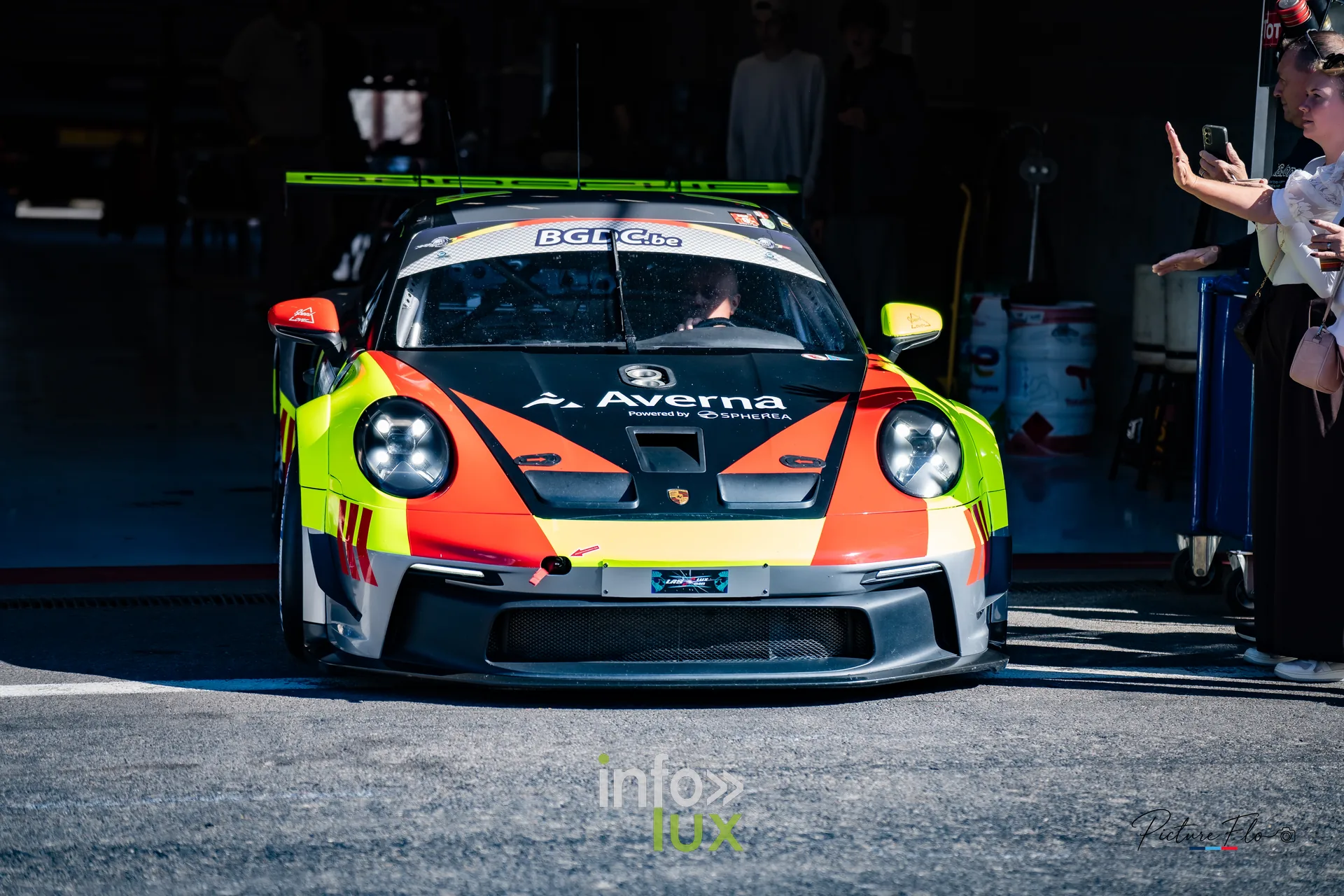 Team 84 au BGDC SuperSpa 2026 à Spa-Francorchamps : la Porsche #17 de face