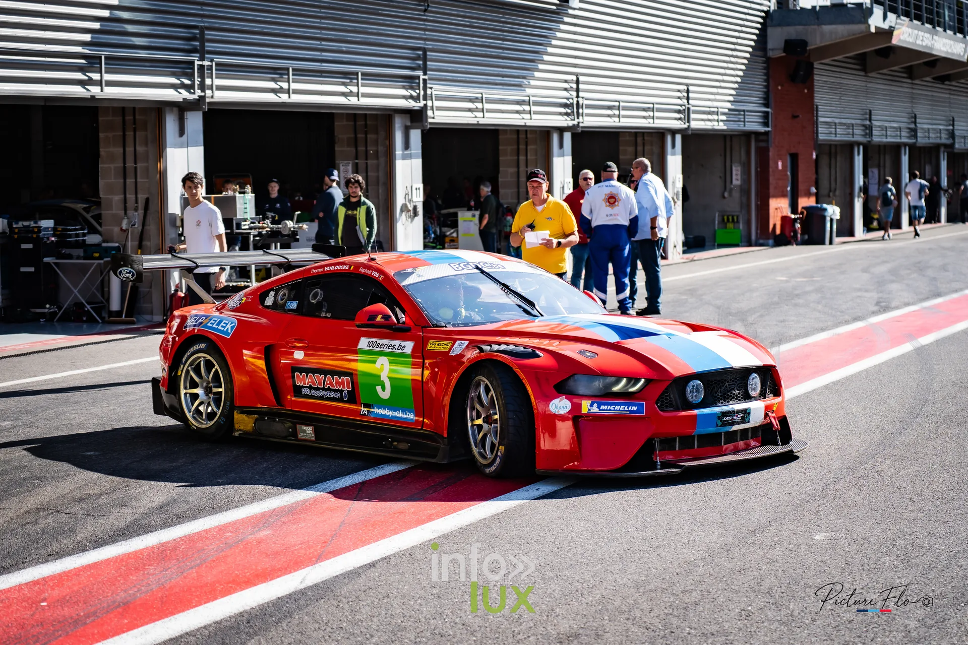 Team 84 au BGDC SuperSpa 2026 à Spa-Francorchamps : la Mustang rouge #3 dans la voie des stands