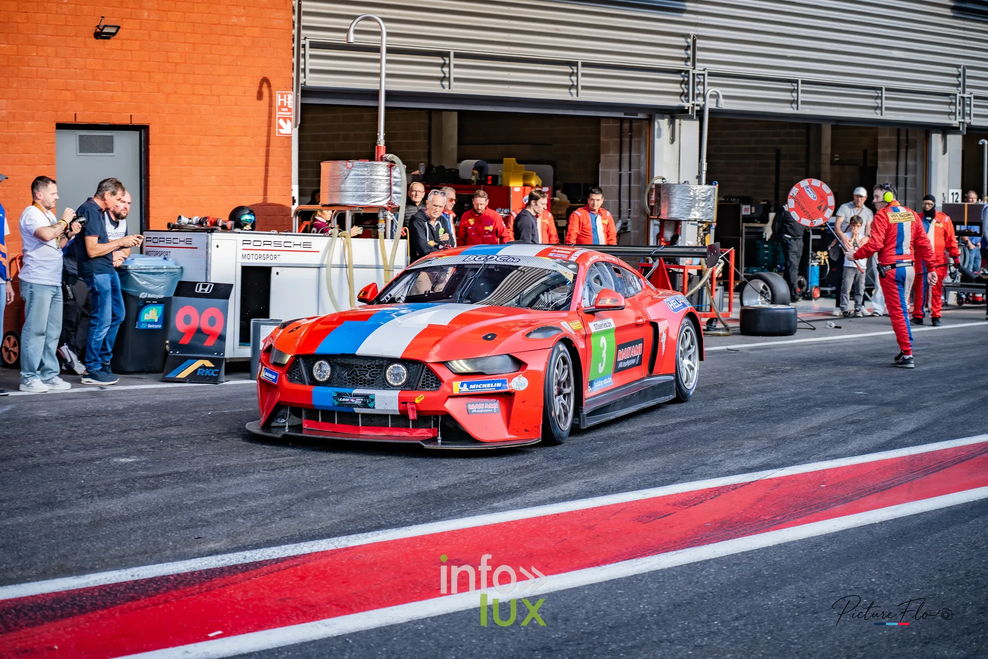 Team 84 au BGDC SuperSpa 2026 à Spa-Francorchamps : la Mustang #3 et son équipe