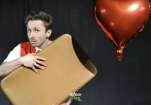 Toby Et Le Ballon Cœur — Lille Toby Et Le Ballon Cœur — Lille