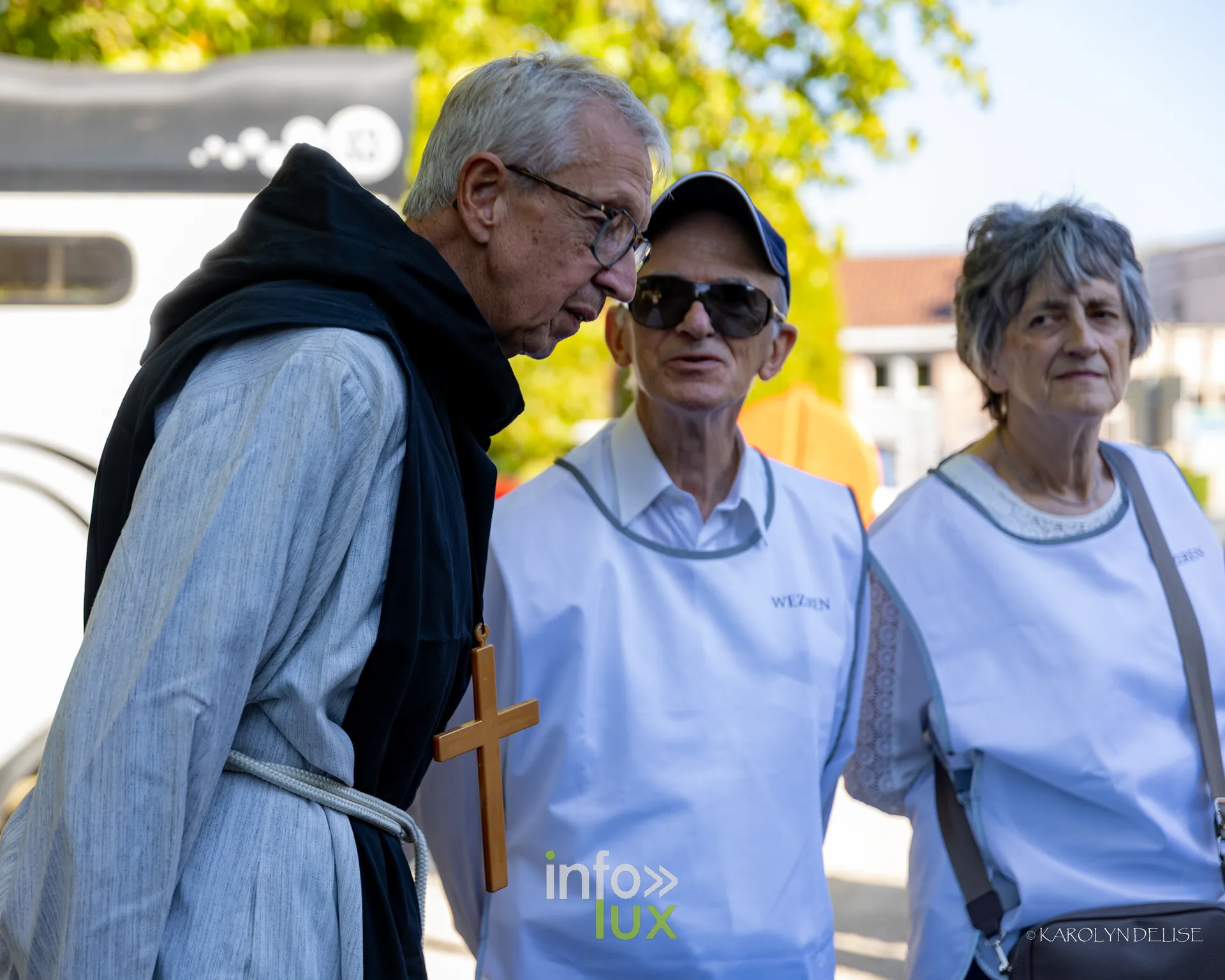 750e Tour Sainte-Gertrude, Nivelles, 4 octobre 2026 : Un groupe costumé avant la rentrée