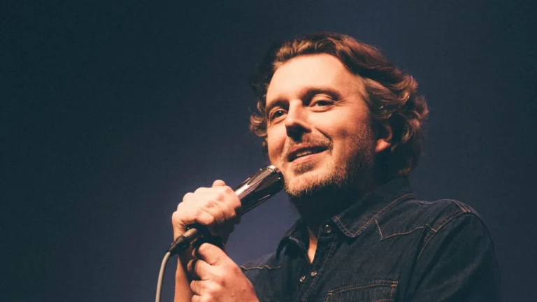 Alex Vizorek à Forest National (Bruxelles)